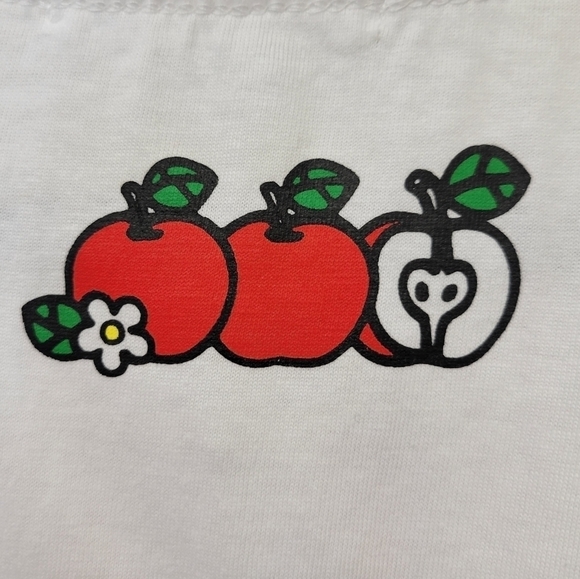 Sanrio Hello Kitty Apple Pie t-shirt White L - Picture 4 of 8